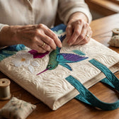 Ariella · Handgefertigte Tasche im Alltag