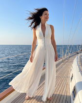 Zakira | Plissierter Neckholder-Jumpsuit mit weitem Bein