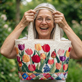 Camilla · Handgefertigte Tasche im Alltag