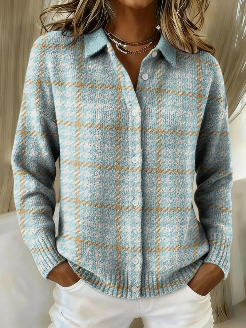 Clara | Himmel-Karo-Knopf-Strickjacke