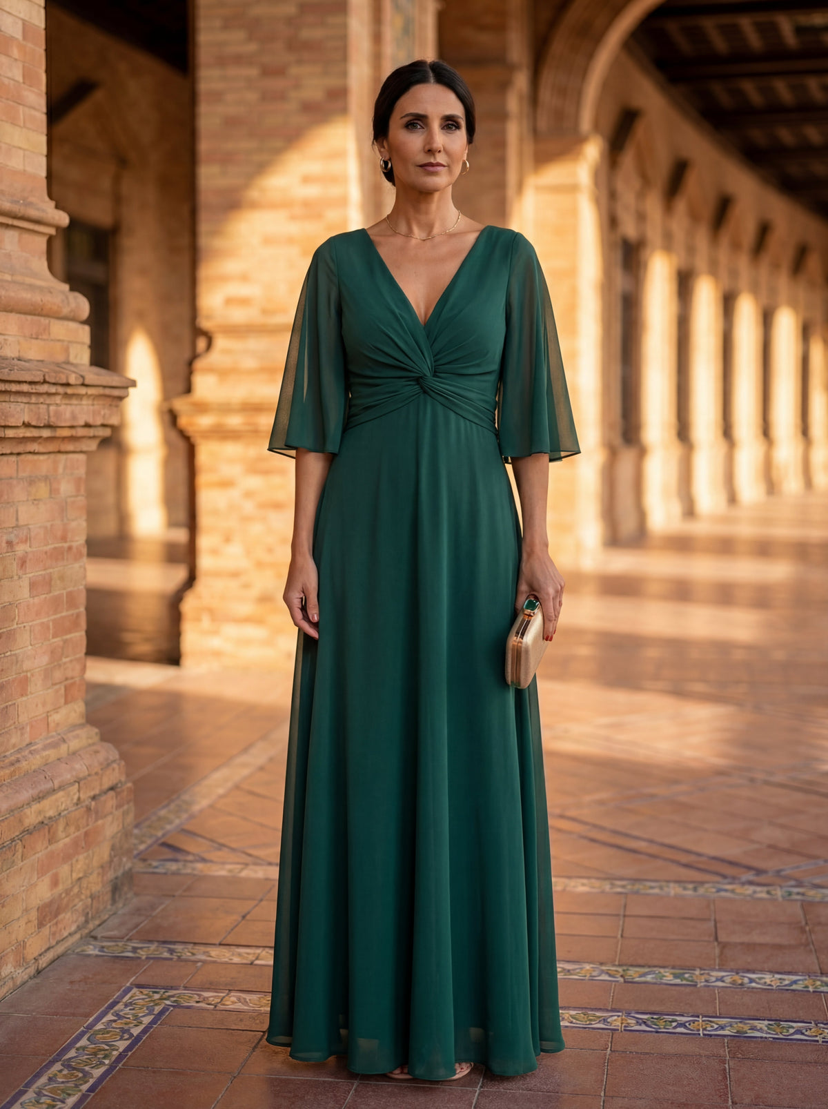 Lucía - Chiffonkleid mit V-Ausschnitt