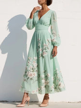 Nicola | Florales Chiffon-Midikleid mit V-Ausschnitt