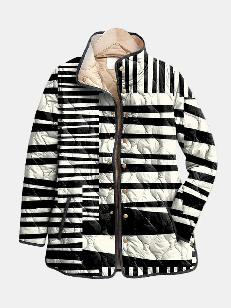 Miren | Schwarze und Weisse Abstrakte Steppjacke