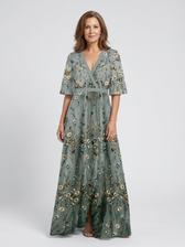 Evadne | Besticktes V-Ausschnitt-Maxikleid