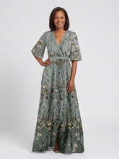 Evadne | Besticktes V-Ausschnitt-Maxikleid